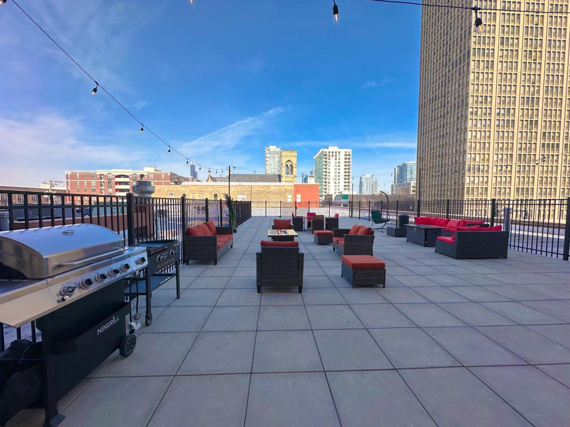 Mccormick Place 3Br Luxury Penthouse Duplex With Personal Rooftop And Optional Parking For 8 Guests In Chicago South Loop Чикаго Экстерьер фото