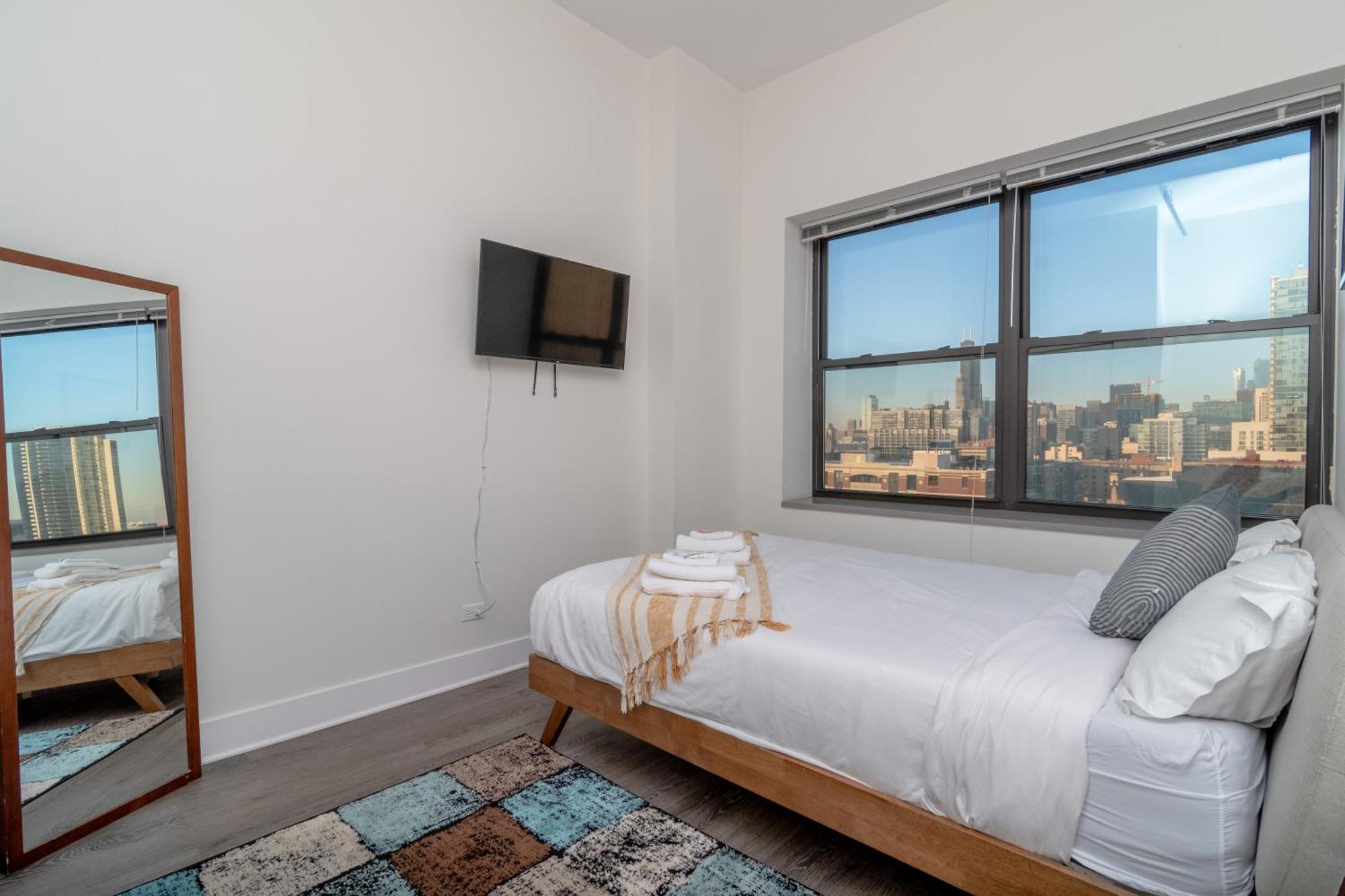 Mccormick Place 3Br Luxury Penthouse Duplex With Personal Rooftop And Optional Parking For 8 Guests In Chicago South Loop Чикаго Экстерьер фото
