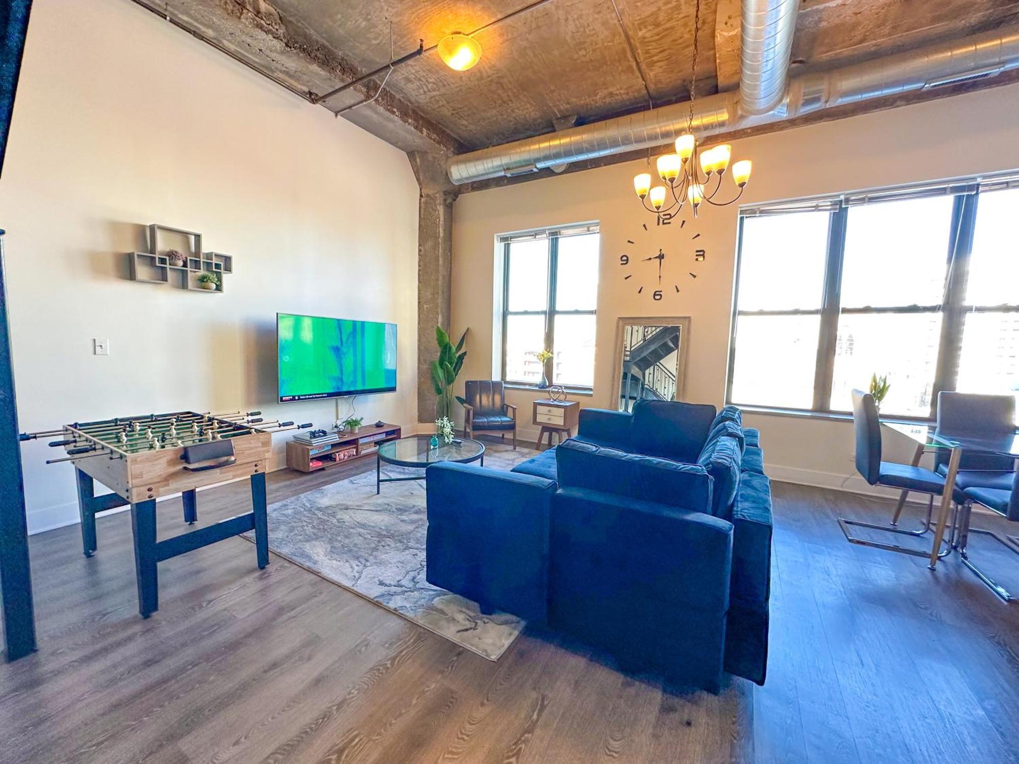 Mccormick Place 3Br Luxury Penthouse Duplex With Personal Rooftop And Optional Parking For 8 Guests In Chicago South Loop Чикаго Экстерьер фото